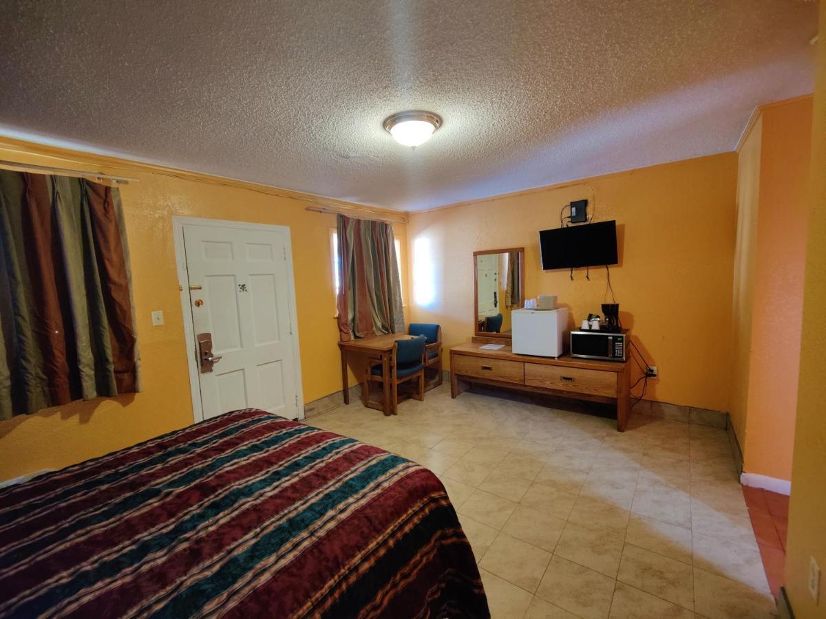 Western Motel Deming Exterior photo